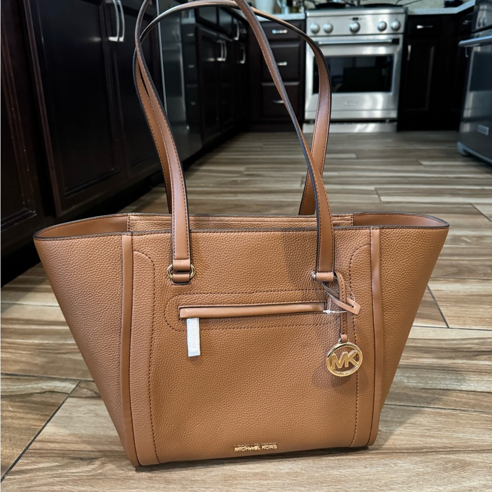 Carine front zip leather tote luggage - Picture 8 of 11